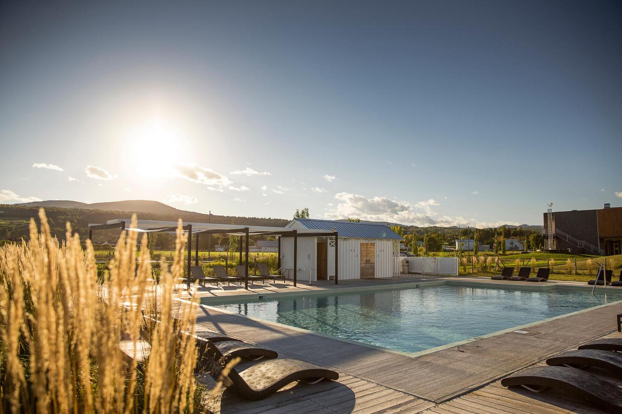 Hotel & Spa Le Germain Charlevoix Baie-Saint-Paul Exterior foto